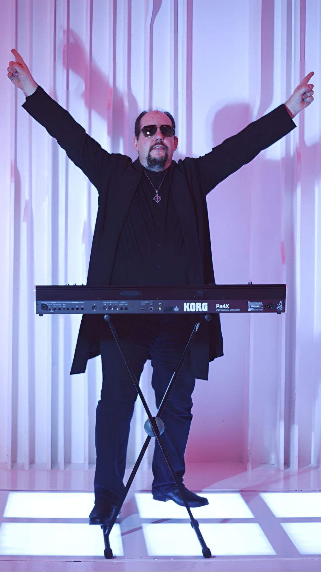 Лёгкий флирт. Композитор Павел Юрасов.