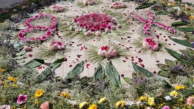 Цветочные композиции в Горне на празднике Целование