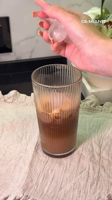 Кофе с мороженным🍨🧋