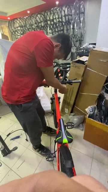 Эй Пссс Без палева что там делает ?🤭