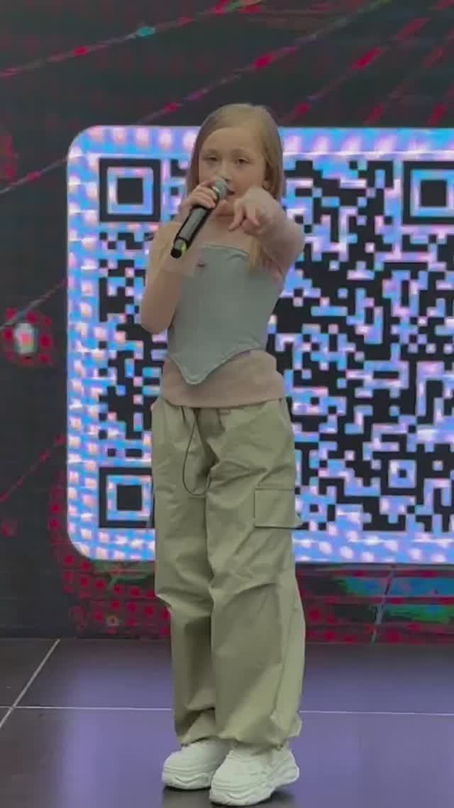 Танцуем под Глиттер-БУМ!