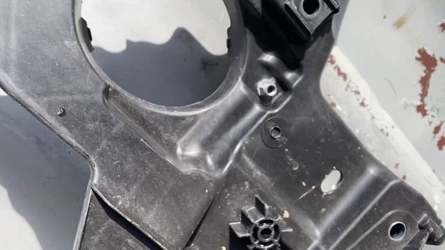 Телевизор рамка радиатора Фольксваген туарег 2 21690