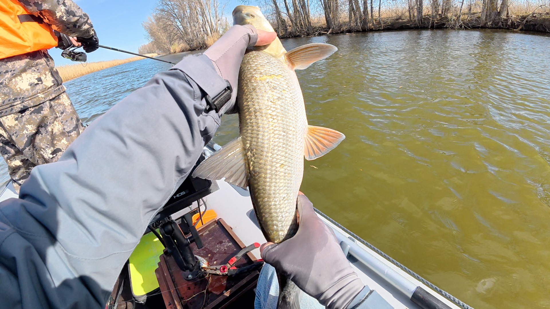 Ловля жереха на кренки в Астрахани. Долгожданная рыбалка 2026! Часть 2.