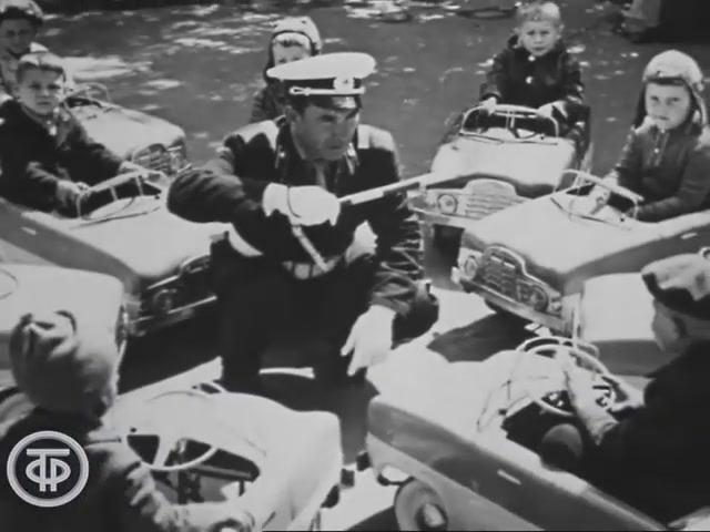 Орлята учатся летать