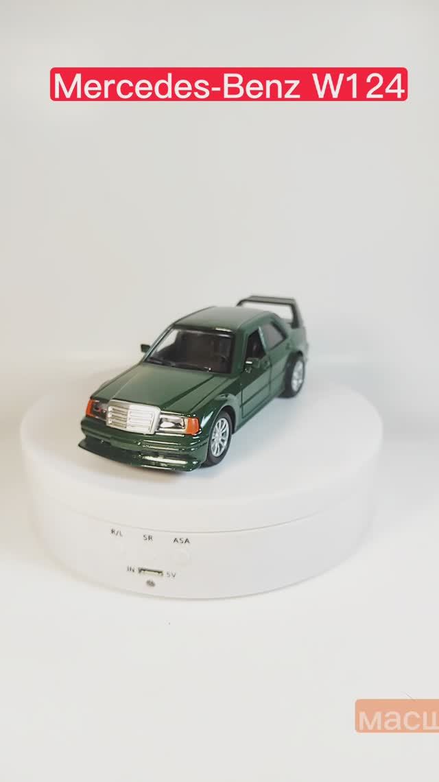 моделька Mercedes-Benz W124 в масштабе 1:32))#масштабнаямодель