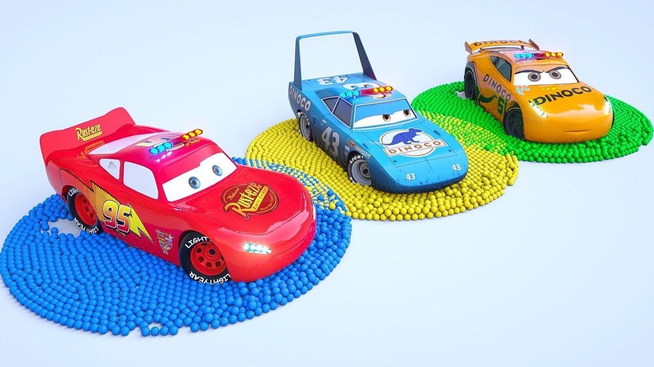 Изучайте цвета с помощью бесцветного Маккуина из бисера - Мультики про машинки для детей