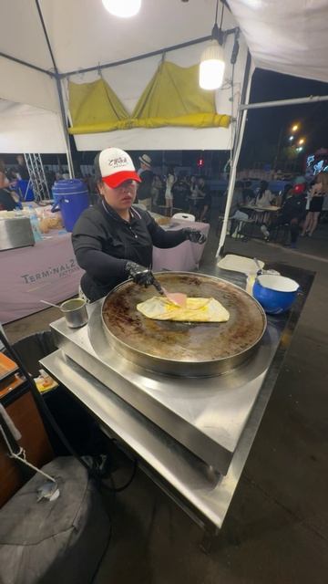 Паттайя, пробуем тайские  блинчики Roti