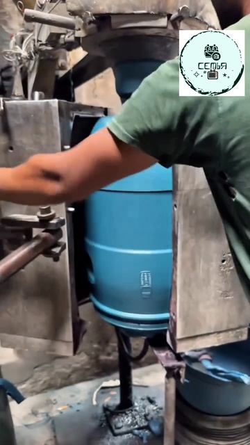 ТАК ПРОИСХОДИТ ПРОИЗВОДСТВО БОЧЕК