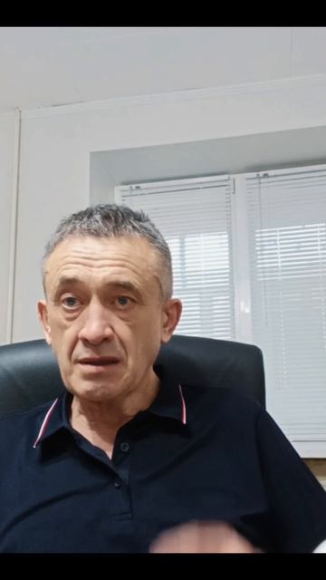 Почему чужака выдавливают.mp4