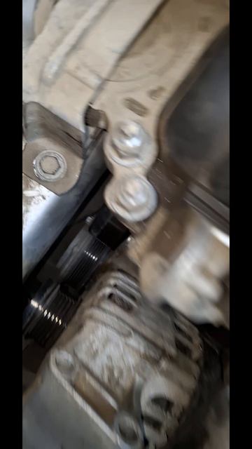 Как вынуть генератор форд Куга 2