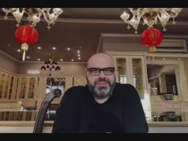 Продюсер Максим Фадеев переписал имущество на семью