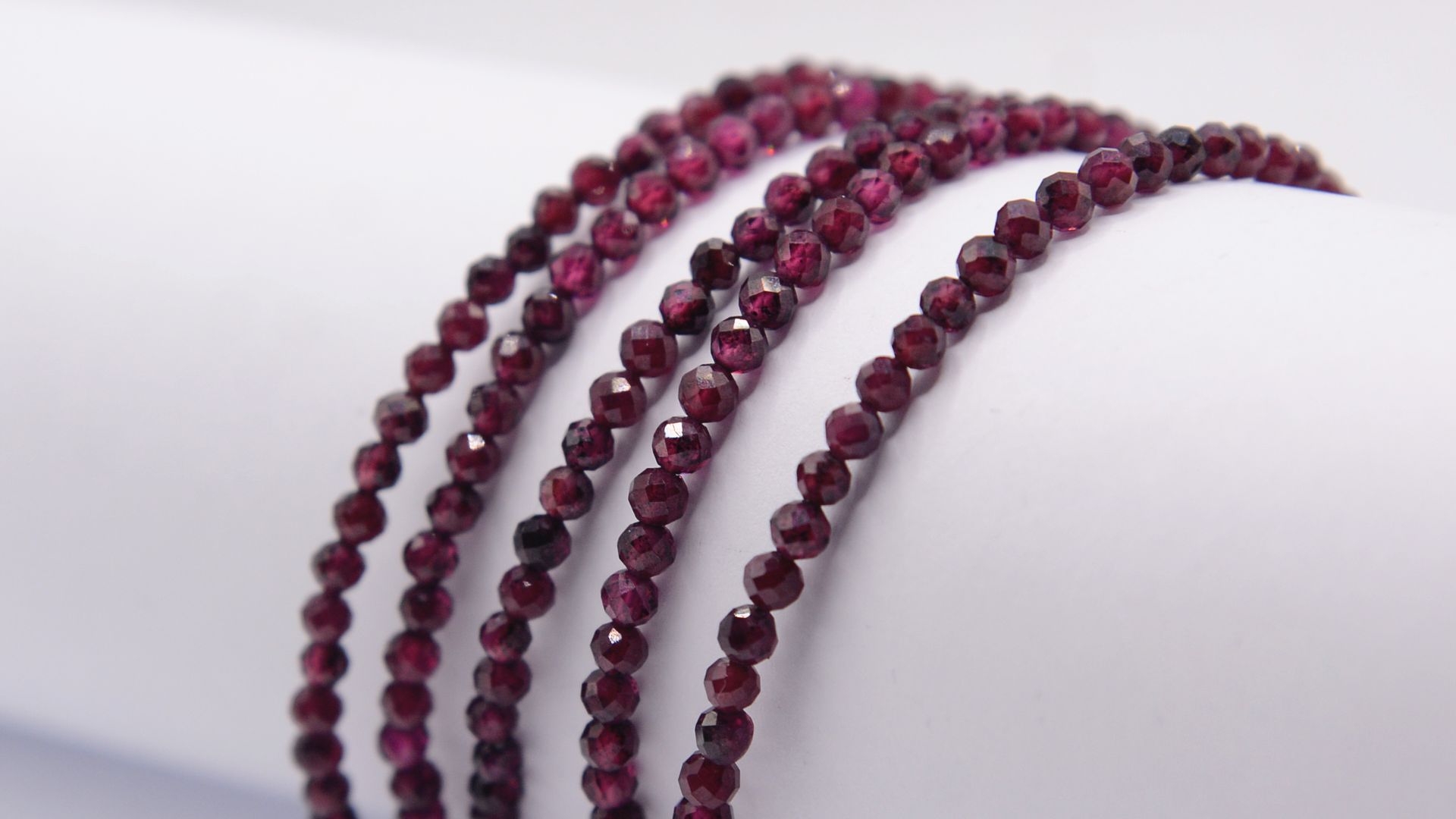 Браслет гранат (Мозамбик)