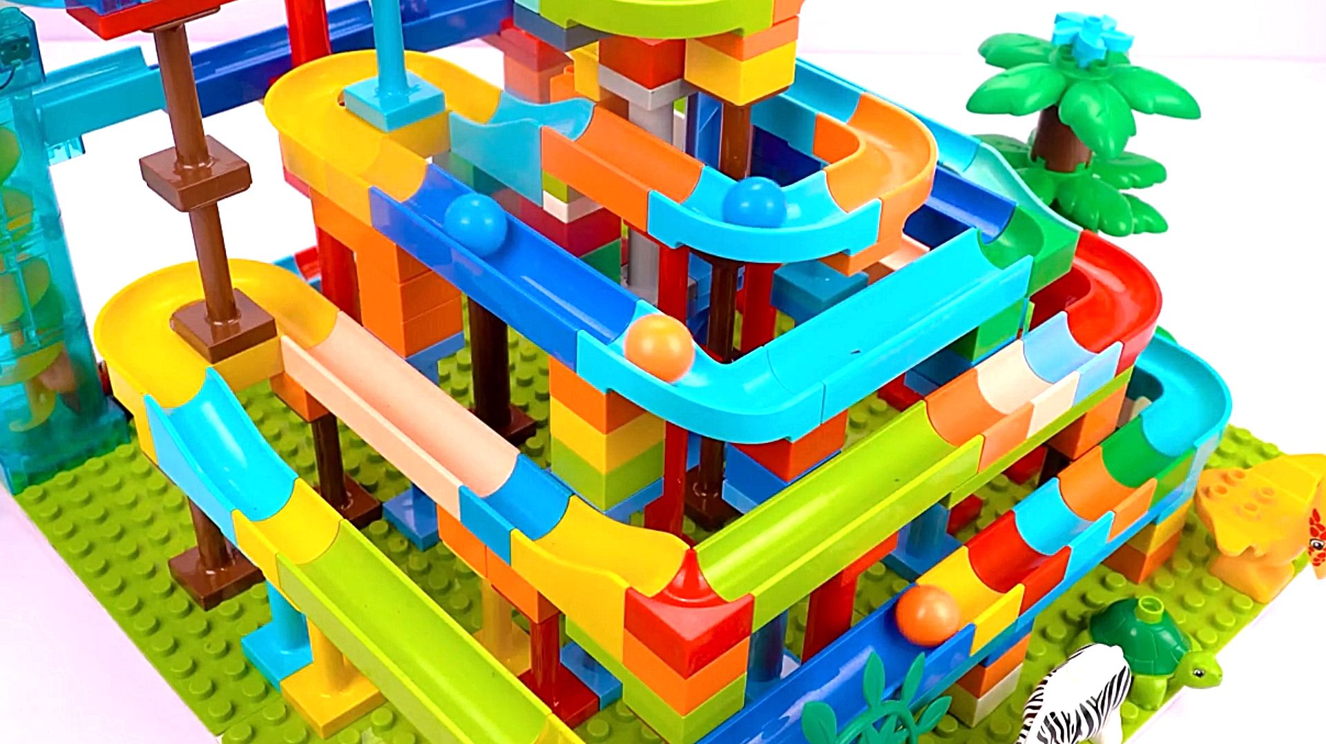 Развивающие игрушки. Игровые наборы Лего для развития детей.  Для малышей мультики. Игры для детей