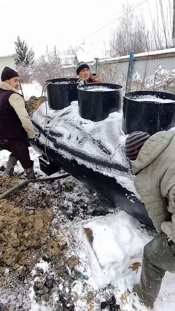 В любую погоду делаем монтаж септиков диамант. #септик #септикдиамант #тепловодаоз