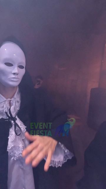 Танец актеров Квеста Код Да Винчи