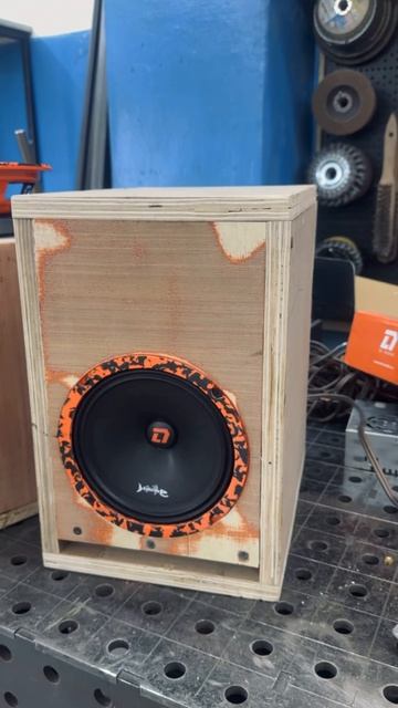 Сборка динамиков в гараж от DL AUDIO BARRACUDA 165v.2