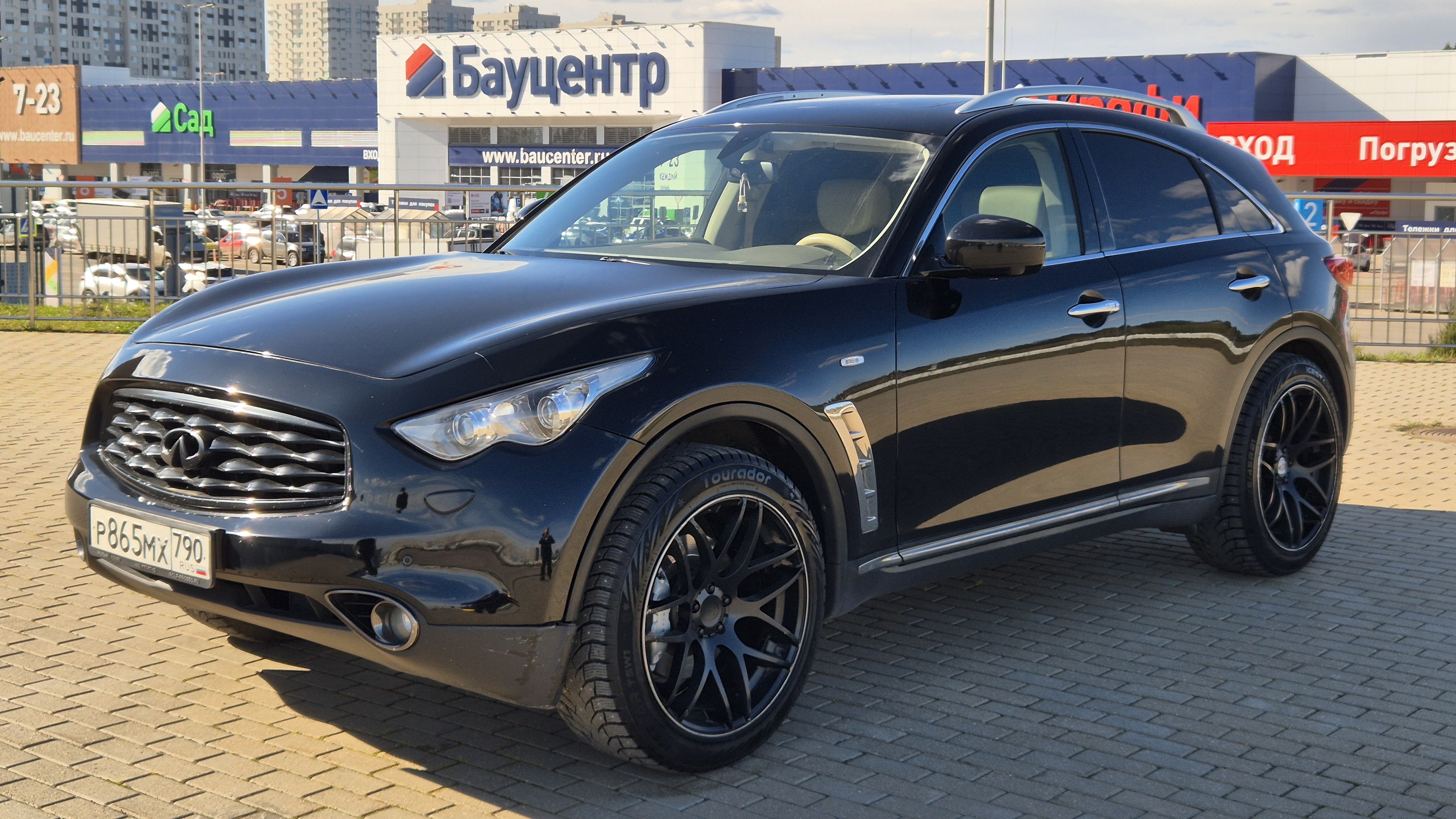 Осмотр Infiniti FX37