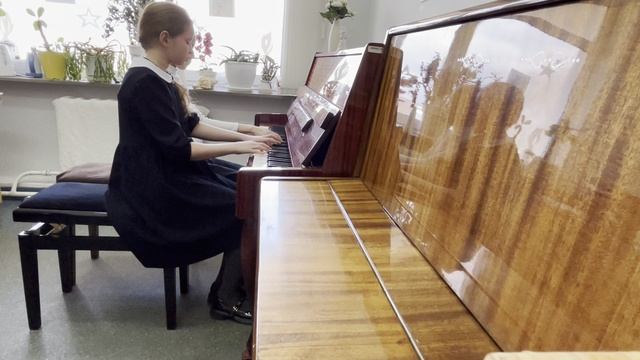 Логинова Л., Змейкова М., Г. Балаев На карнавале П.И. Чайковский Трепак