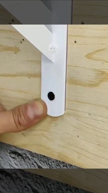 Если нет уровня под рукой.

Лайфхак👌