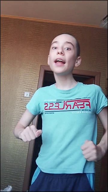 КТО ЛУЧШИЙ ДЕДУШКОЙ ИЛИ МИША ТАНЦЫ