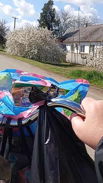 света шла с магозина с купилася в пятерке 👍👍👍👍👍👍👍