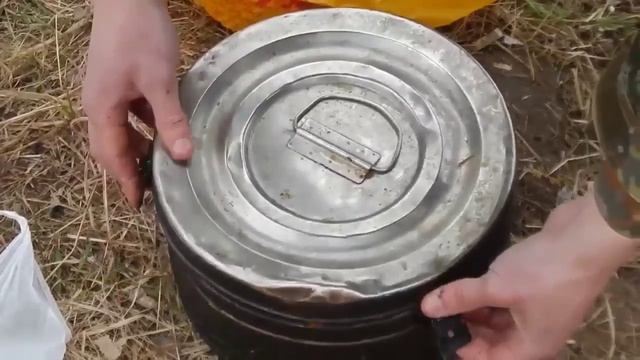 Курица и свинина горячего копчения.