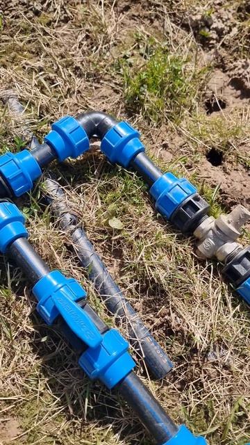 Продолжаю работу в томатной теплице и сейчас самое главное это сделать и наладить полив