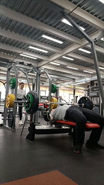 Жим лёжа в 57 лет. Разгон года. Мц16. Д2. 122,5кг*8