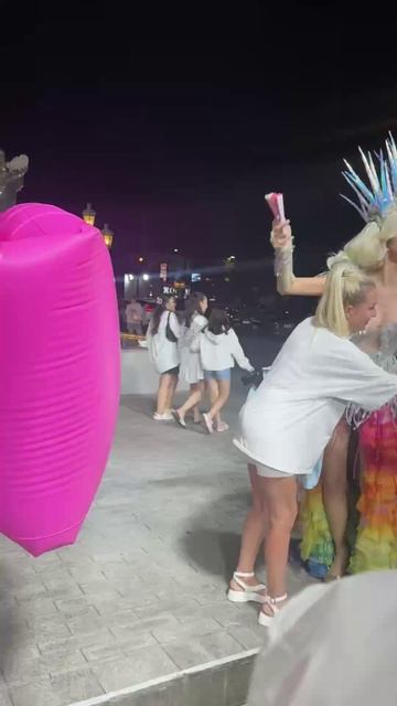 Паттайя. Фото после выступления Tiffany show