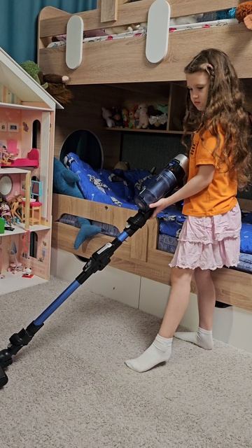 Дочь решила убраться))