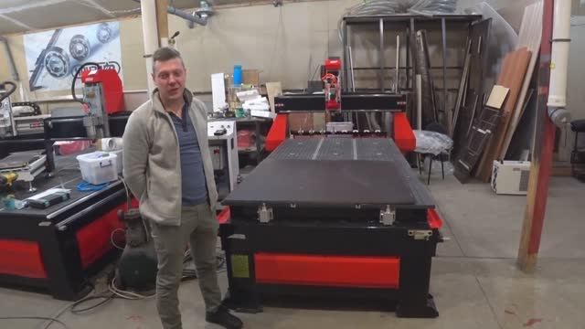 ЧПУ фрезерный станок, авто смена инструмента. ЧПУ24