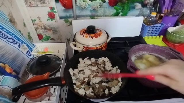 МЕНЮ ИЗ ПРОСТЫХ ПРОДУКТОВ✨НАВОДИМ ПОРЯДОК НА КУХНЕ🧽💥ГОТОВИМ КАРТОФЕЛЬНУЮ ЗАПЕКАНКУ С ГРИБАМИ❇️