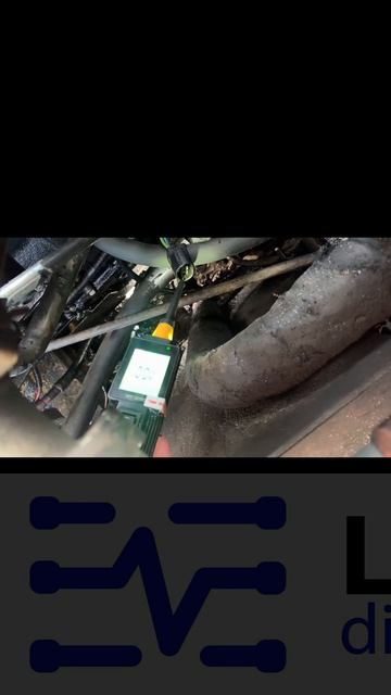 Какие напряжения должны быть на 2-контактной фишке генератора? Вопрос от подписчика!