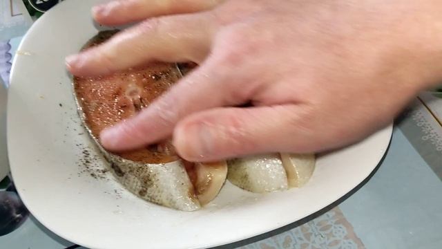 Готовка, стейки форели на печке