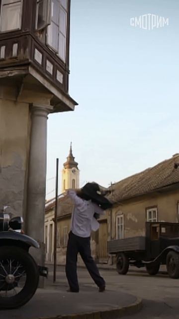 Для мужа он кумир, а для жены — любовник 😬