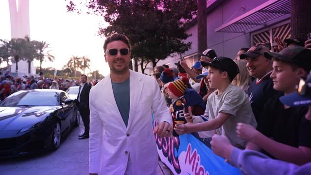Panthers Arrive to Miami #WinterClassic in Ferraris ️