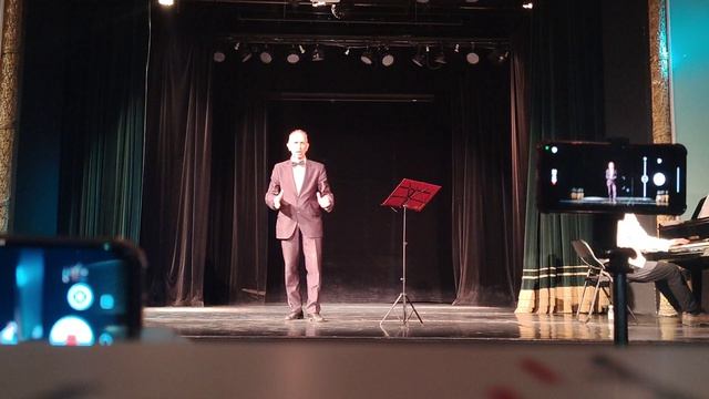 Влюбленный солдат. Поёт Олег Душин