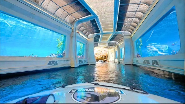 Мир юрского периода. Аттракционы.