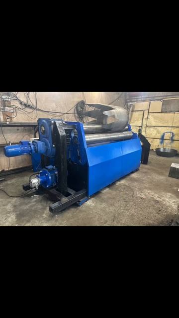 Вальцы четырехвалковые гидравлические