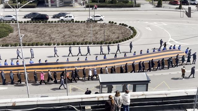 25-метровую Георгиевскую ленту пронесли по центру Липецка