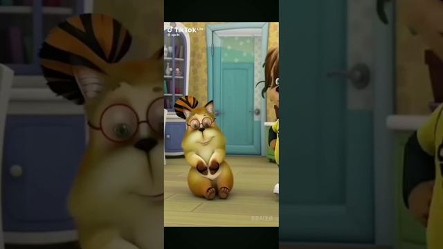 много мемов да ты шуешь есть маты!!!! видео не для детей !!!! всем детям выключить видео!!!