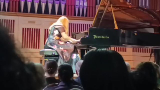 Валентина Лисица и Бетховен: два гения