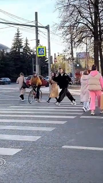 Бомбезный шаффл