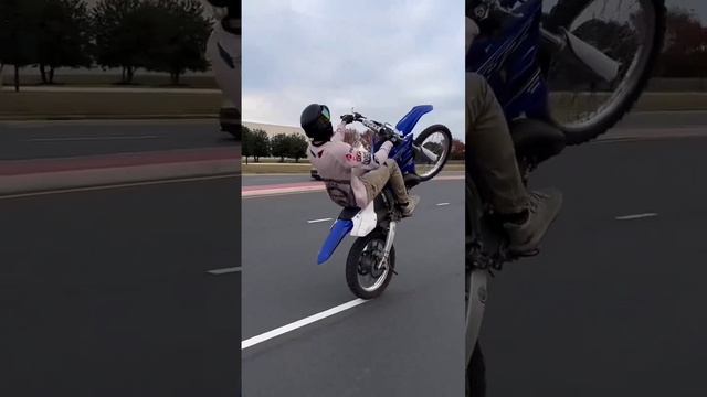 кроссовые мотоциклы.mp4