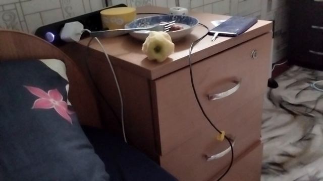 я такой печялик мне насрали в чайник😭 я такой веселик мне не срали в чайник 😃