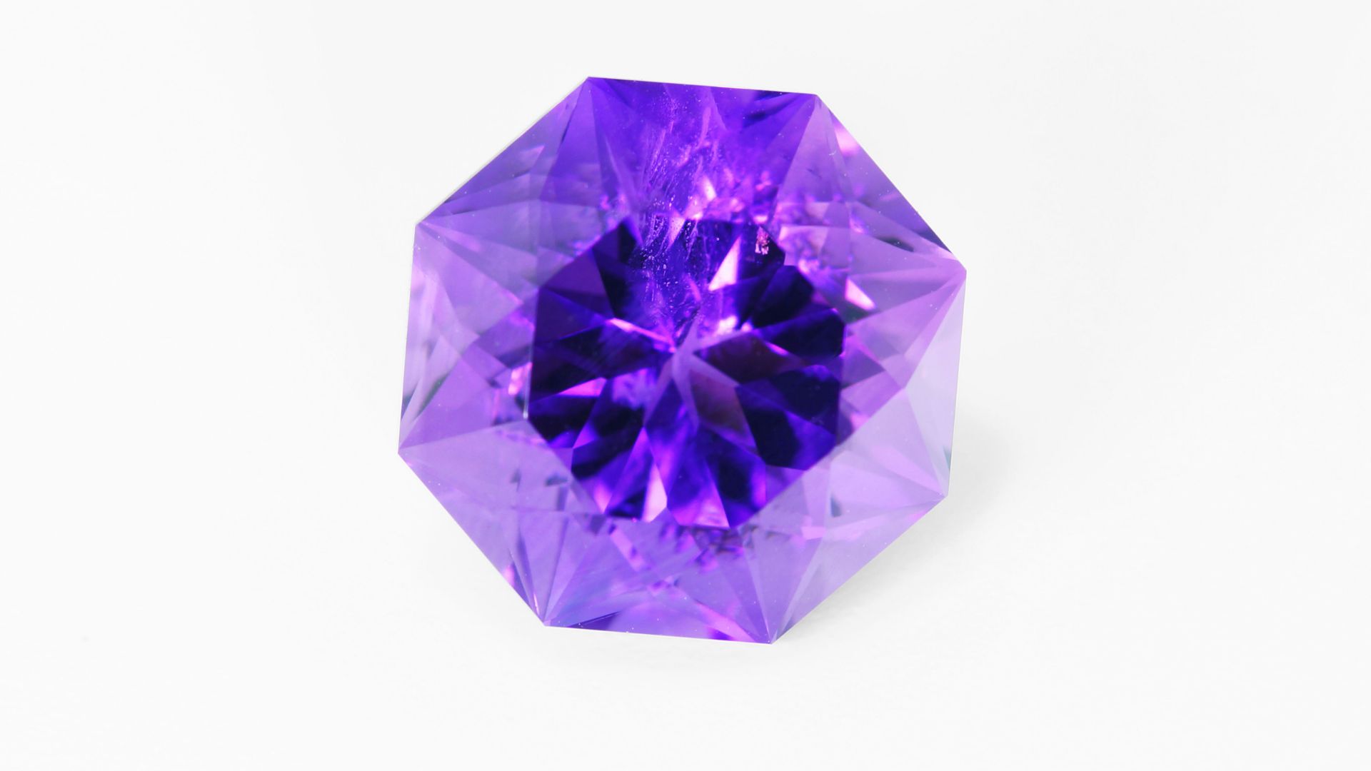 Аметист 6,66 карат