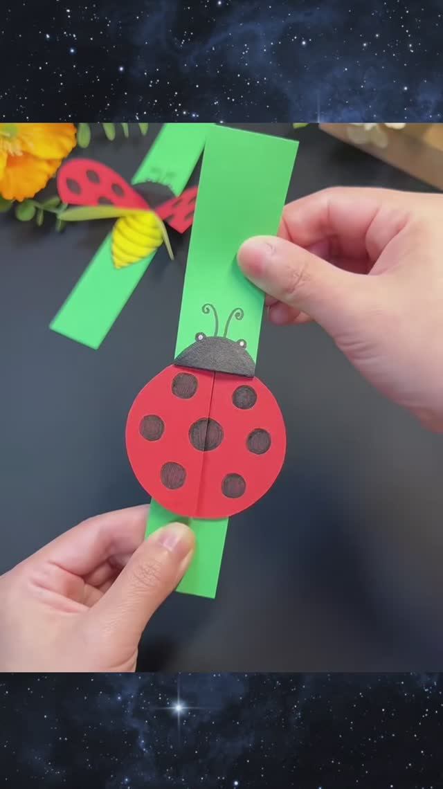 Божья коровка на полоске