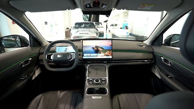 Geely EX5 EM-i. Зеленый металлик.