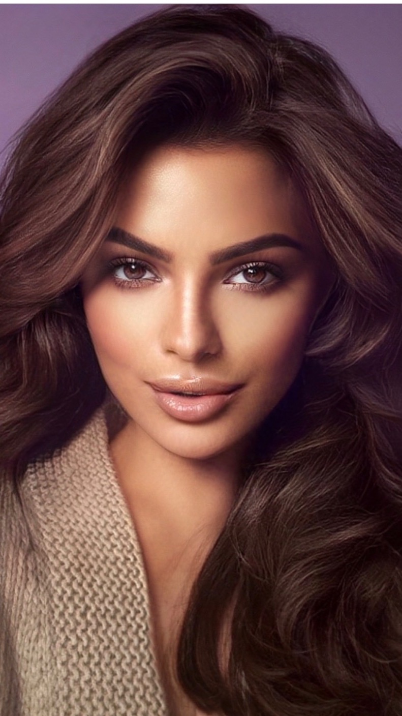 Пять невероятно красивых ароматов для похода в ресторан!