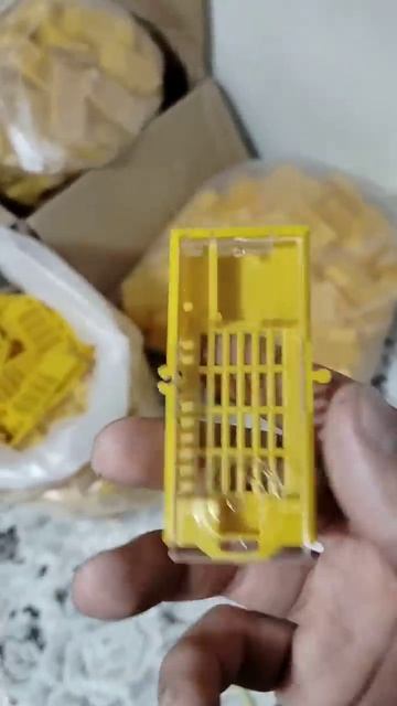 Подготавливаем пластиковые пересылочные клеточки для ваших маточек.#пчеломатки#карника#пчеловодство#